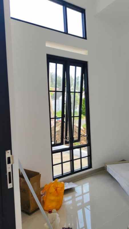 dijual rumah perumahan oma view