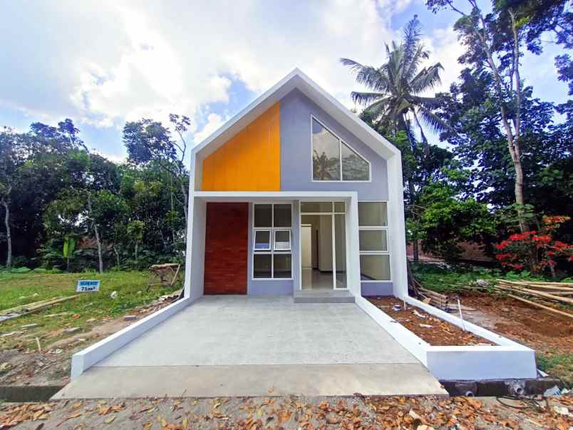 dijual rumah perumahan tamansari residence