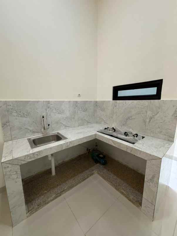 dijual rumah perumnas 1 jl semangka 3