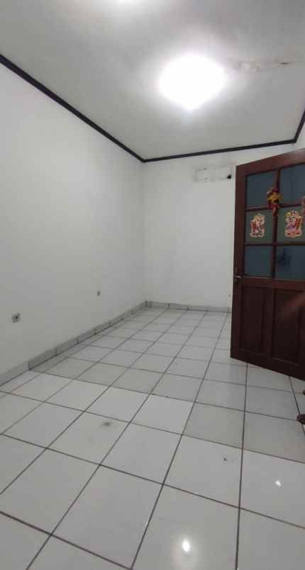 dijual rumah petojo selatan