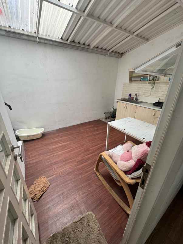 dijual rumah pondek aren tangerang selatan