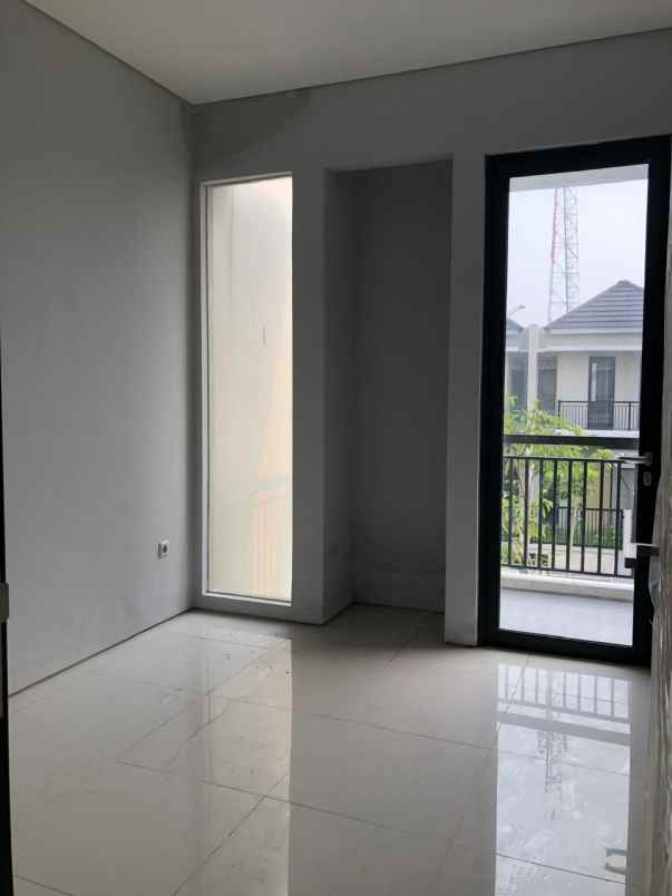 dijual rumah pondok candra 2 lt bangunan istimewa