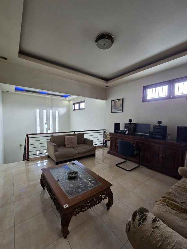 dijual rumah pondok kelapa jaktim