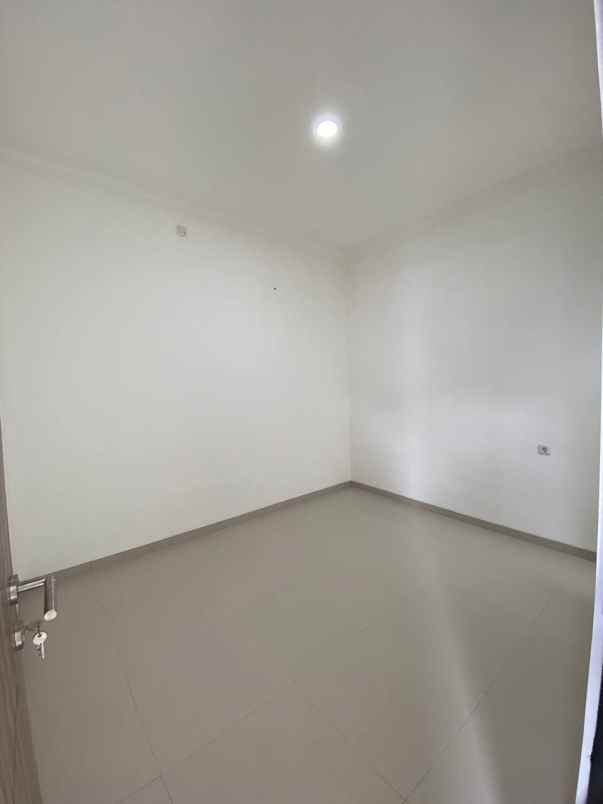 dijual rumah pondok petir perbatasan