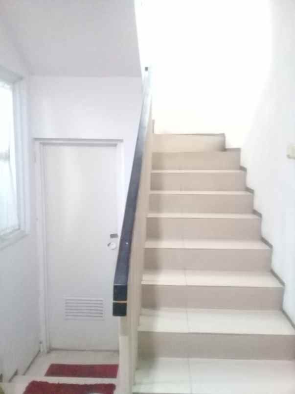 dijual rumah pondok ranji