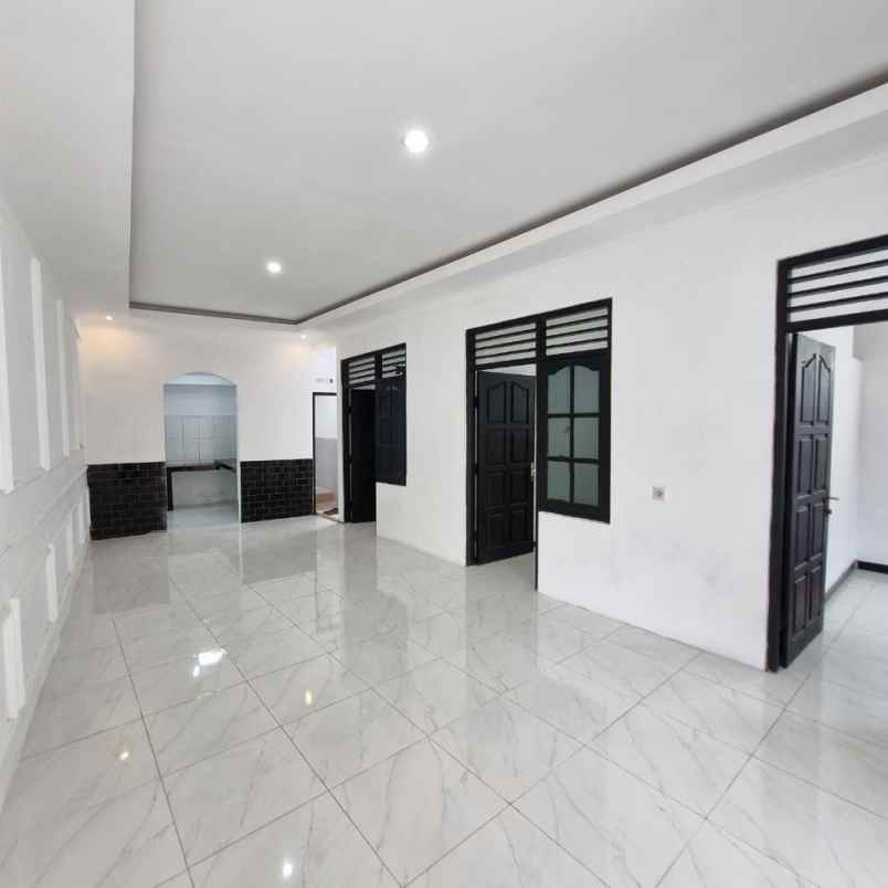 dijual rumah potorono