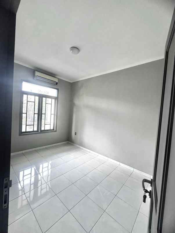 dijual rumah pulo nangka pulo gadung