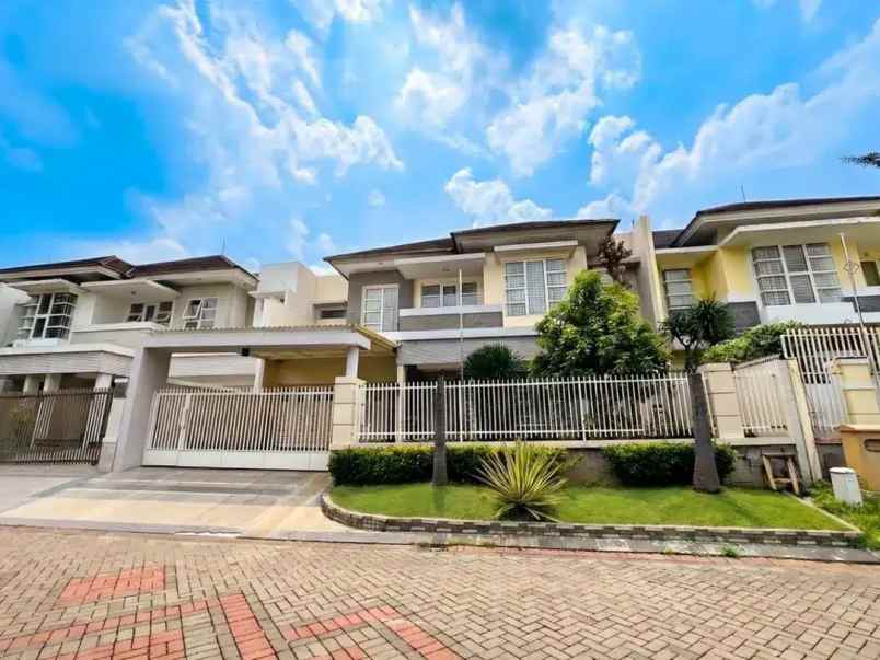 dijual rumah puri galaxy bamboo lake