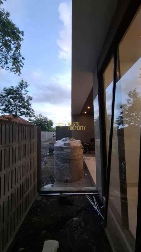 dijual rumah purwomartani