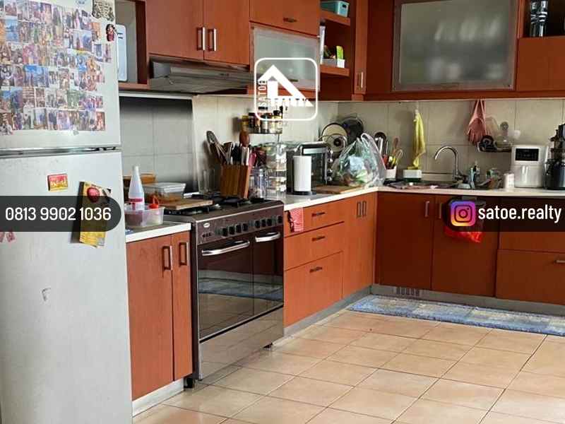dijual rumah raffless hills cibubur