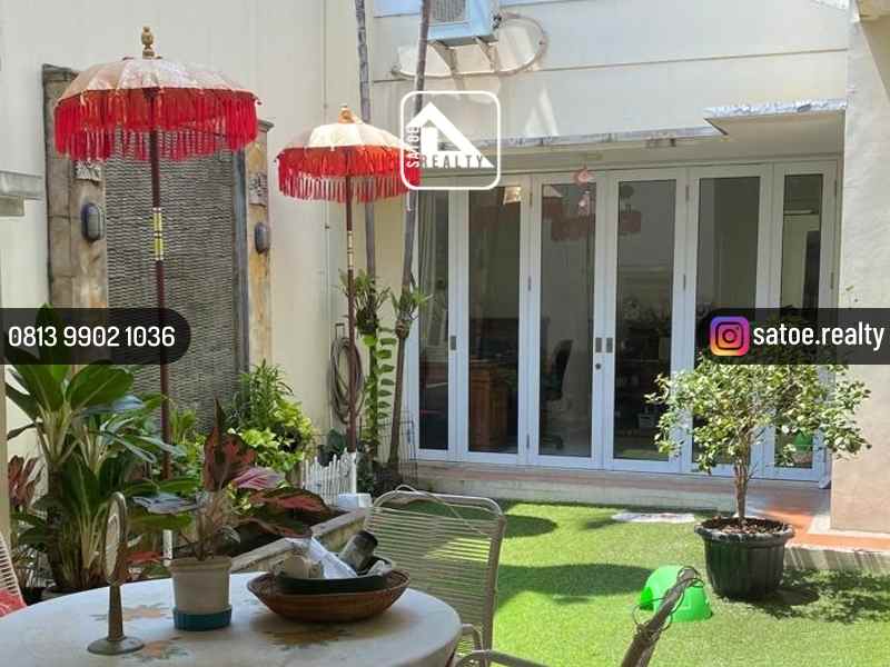 dijual rumah raffless hills cibubur