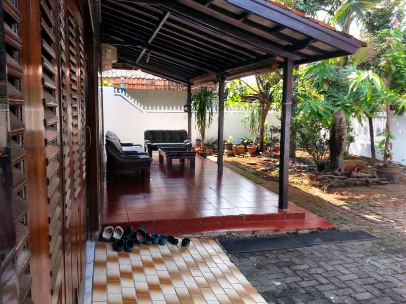 dijual rumah rambutan