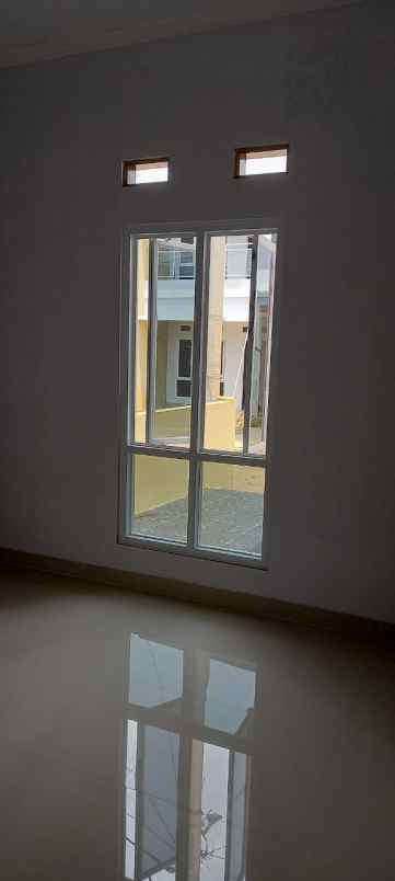 dijual rumah rawa lumbu bekasi timur