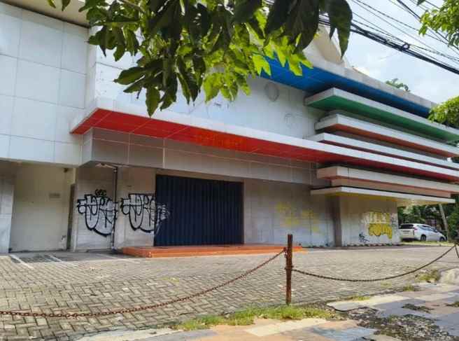 dijual rumah raya dr sutomo