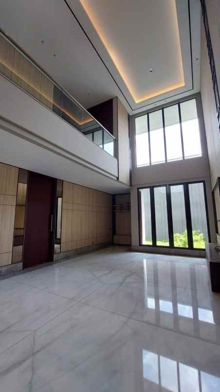 dijual rumah regency 21