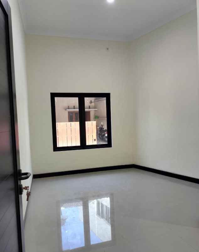dijual rumah rs hermina