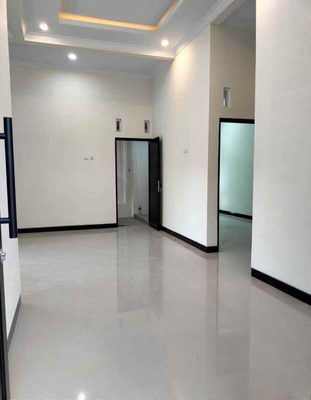 dijual rumah rs hermina