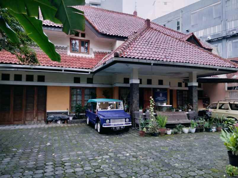 dijual rumah rumah plus kostan lokasi