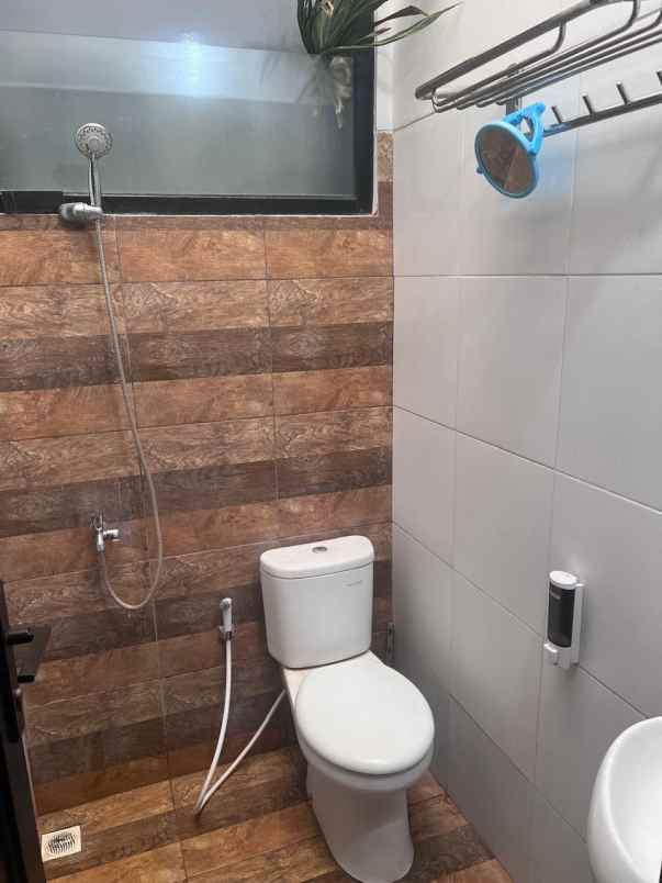 dijual rumah rungkut mejoyo