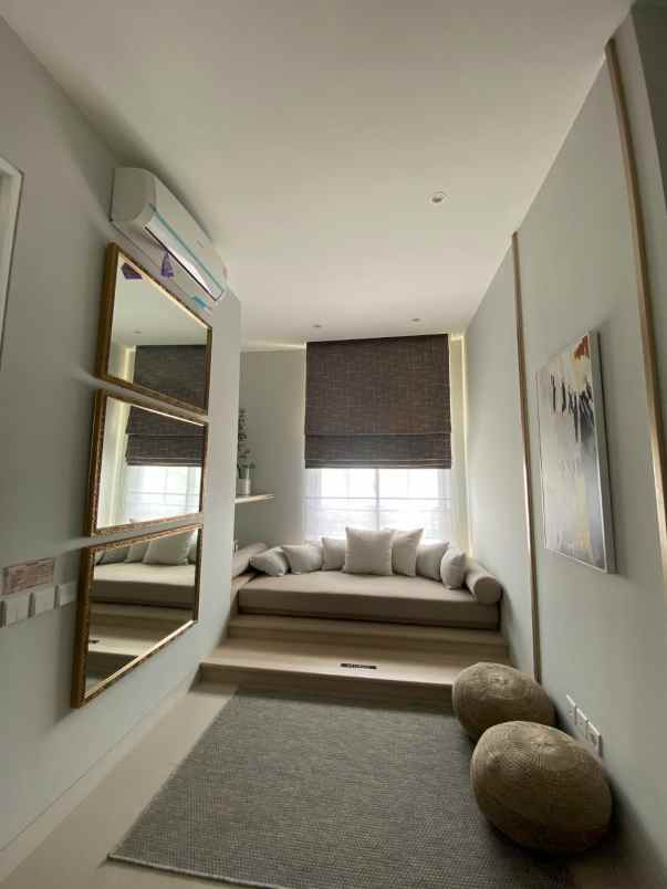 dijual rumah sambiroto