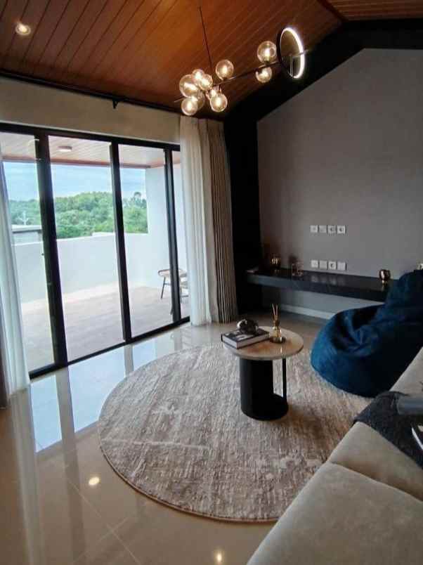 dijual rumah sambiroto