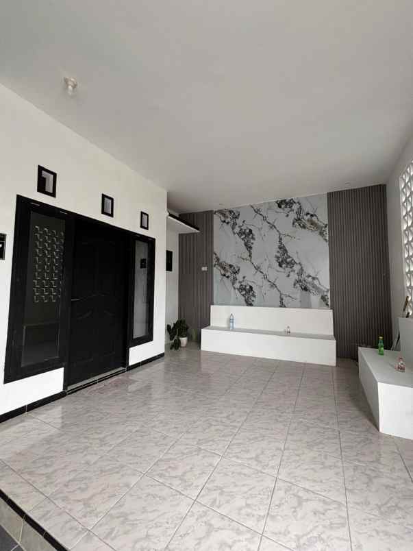 dijual rumah saxophone tunggulwulung
