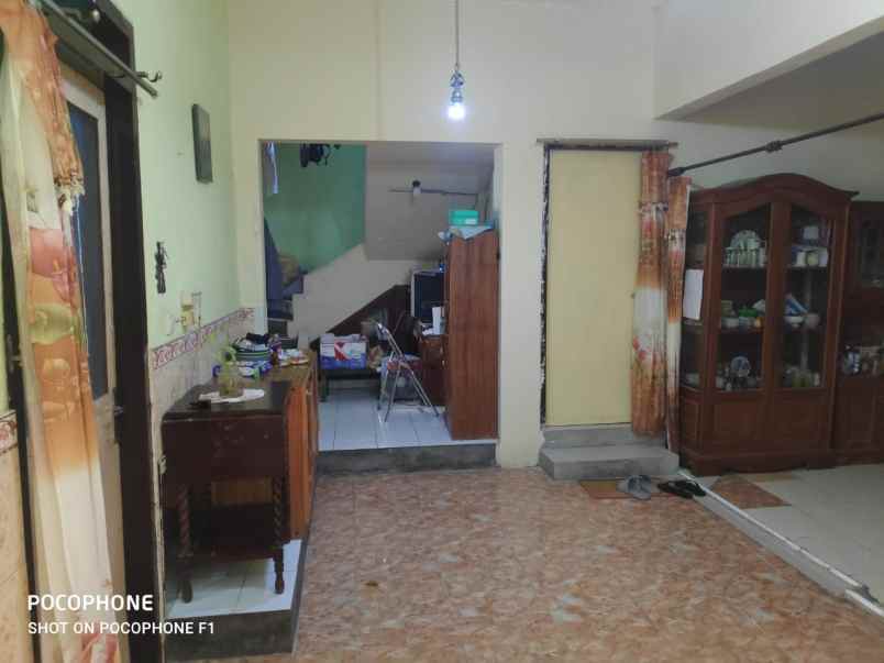 dijual rumah semolowaru dekat nginden