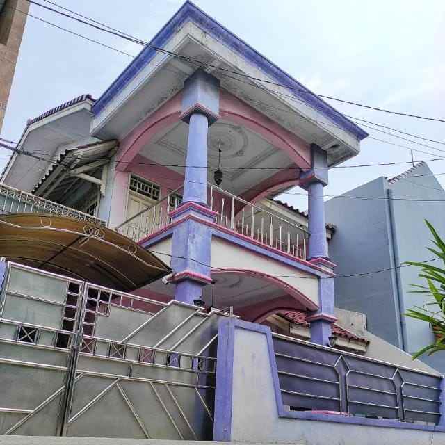 dijual rumah semper