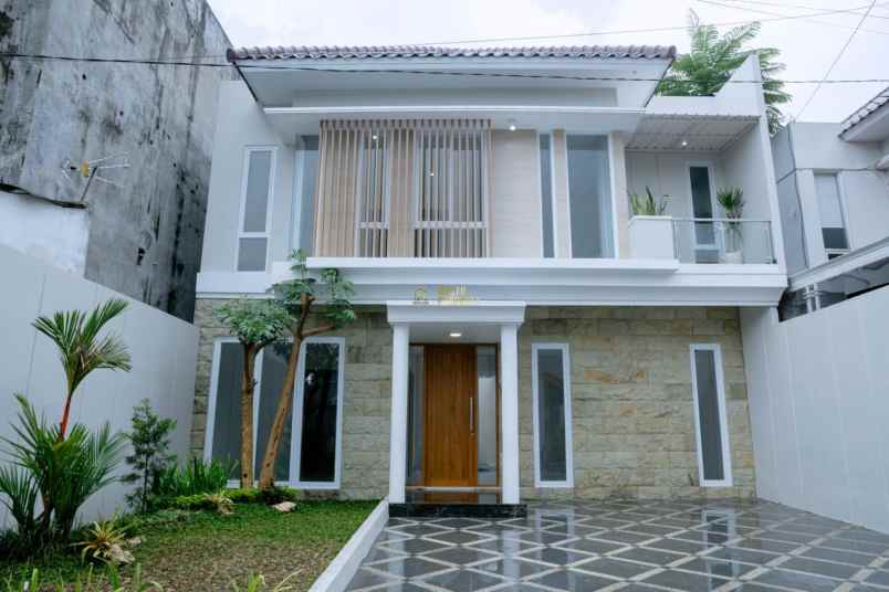 dijual rumah sendangadi