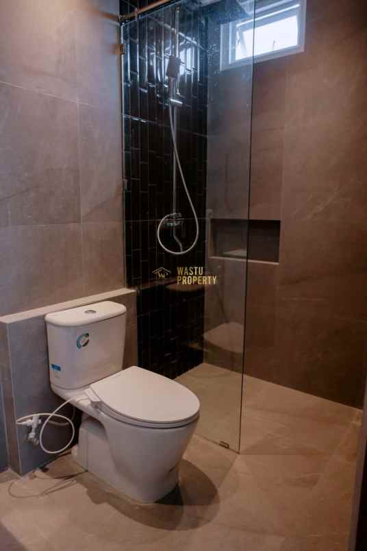 dijual rumah sendangadi