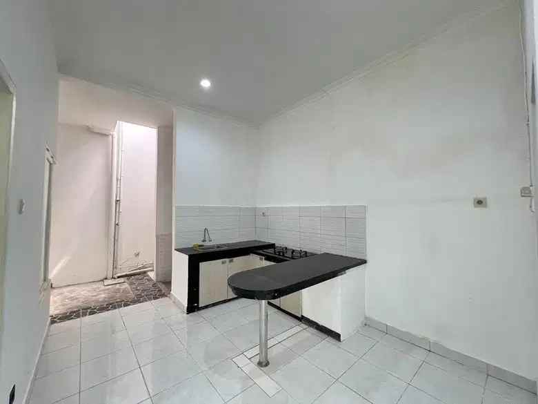 dijual rumah siap huni di utan kayu jakarta timur