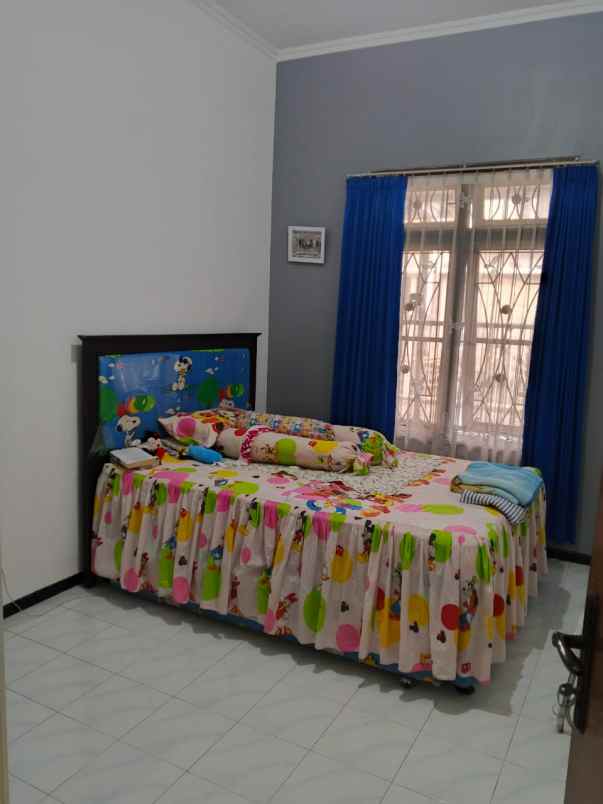 dijual rumah siap huni lokasi area suhat