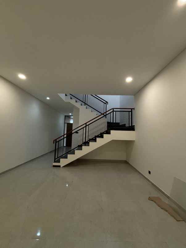 dijual rumah sidosermo