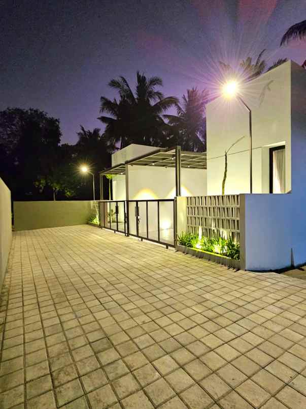 dijual rumah sinduharjo