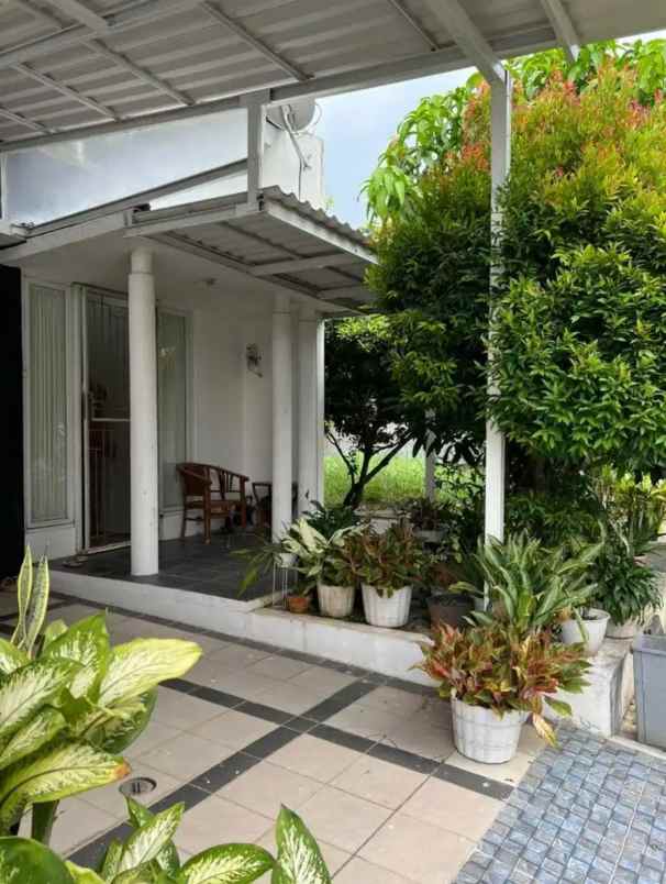 dijual rumah springville residence