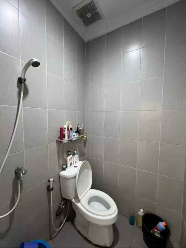 dijual rumah springville residence