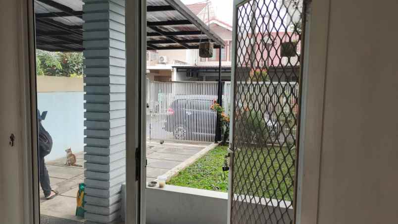 dijual rumah strategis dekat tol di limo cinere depok