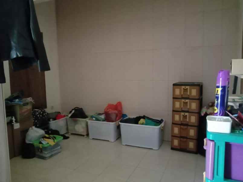 dijual rumah strategis di taman griya jimbaran
