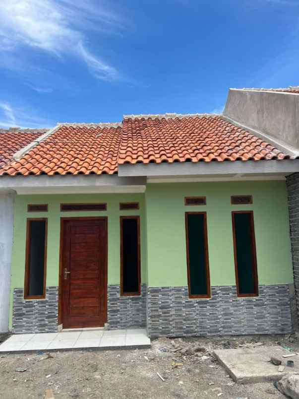 dijual rumah sukamukti katapang