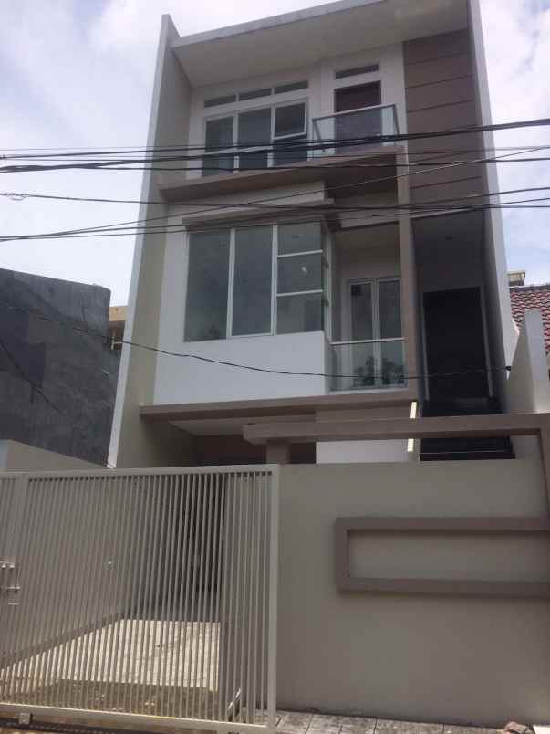 dijual rumah sunter agung