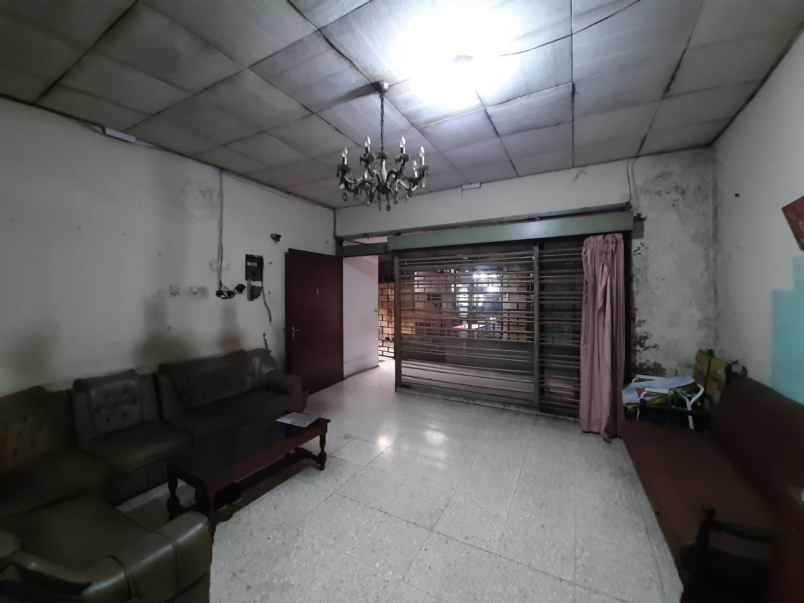 dijual rumah tajur