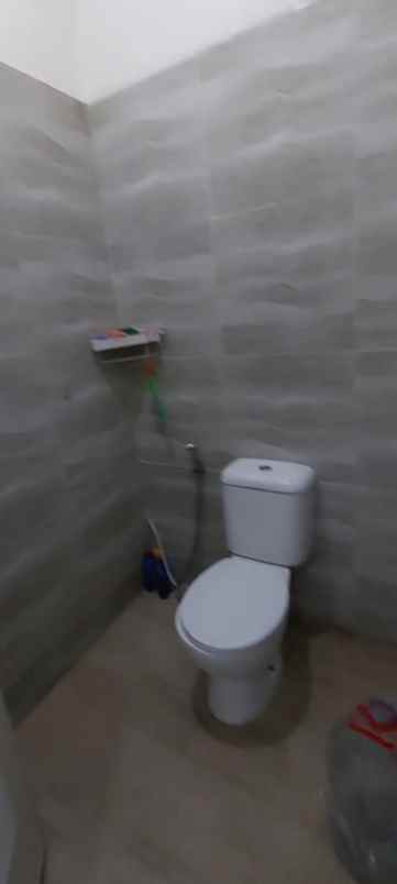 dijual rumah taman sari