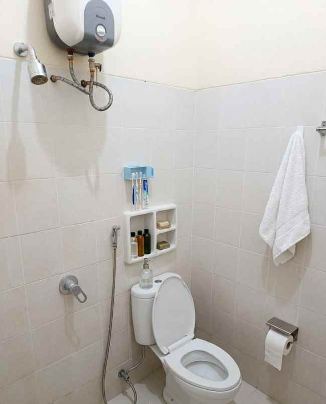 dijual rumah tamanan
