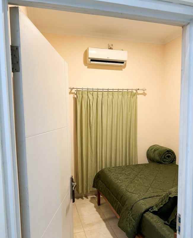 dijual rumah tamanan