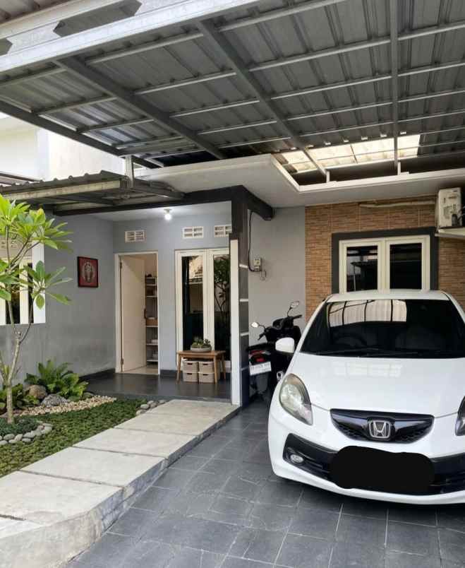 dijual rumah tamanan