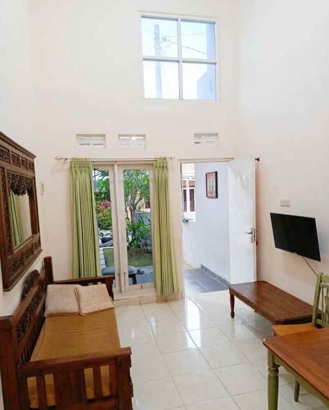 dijual rumah tamanan