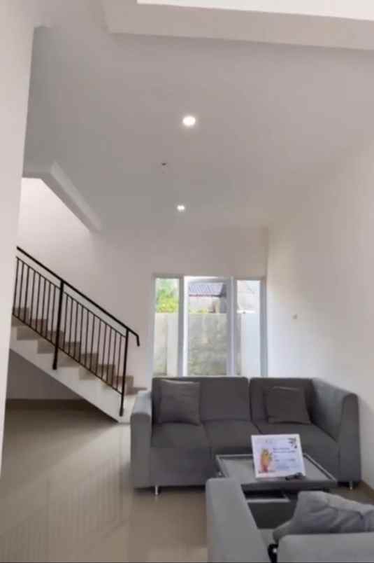 dijual rumah tanah baru beji depok