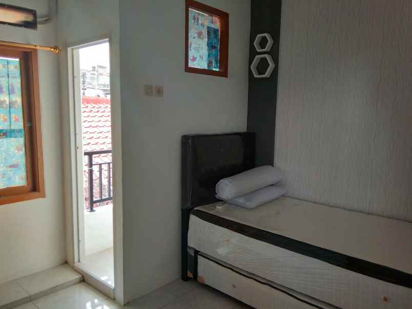 dijual rumah tegal parang sel ii tegal