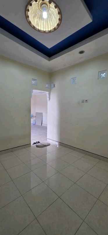 dijual rumah tegalrejo