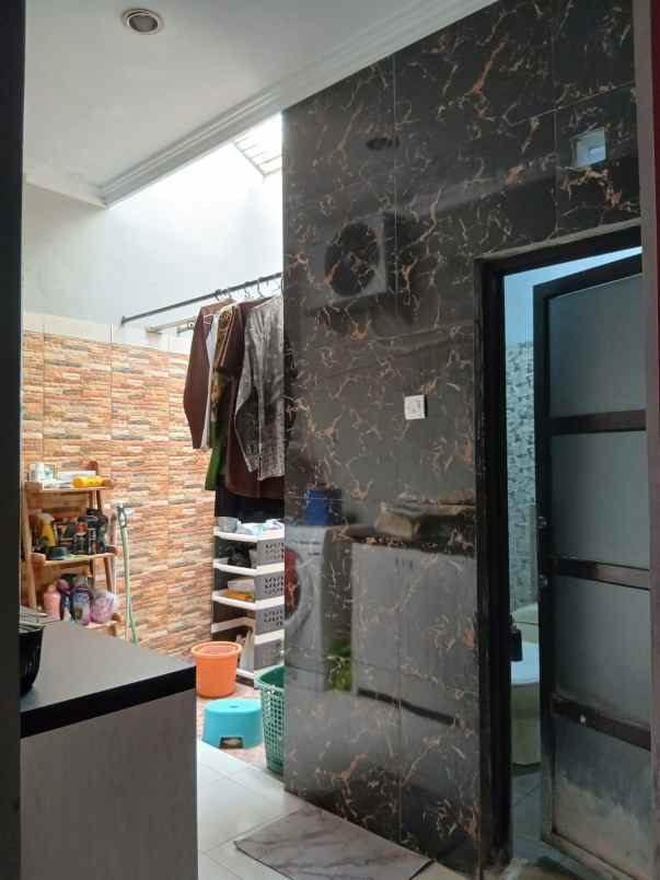dijual rumah tlogoadi